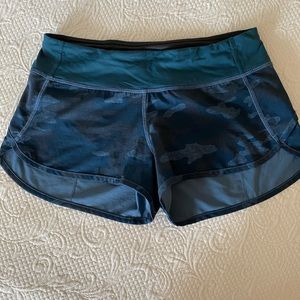 Lululemon Speed Short - Blue Camo